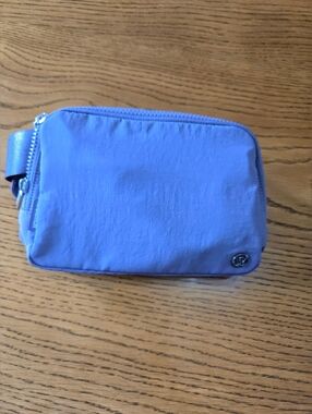 Lululemon Everywhere Large Belt Bag